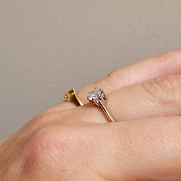 Vintage 9k White gold Diamond solitaire ring - Picture 8 of 9